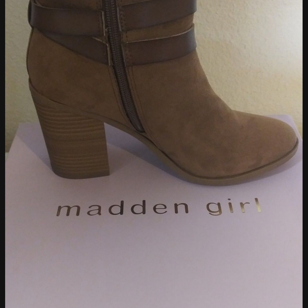 Booties - Picture 2 of 4
